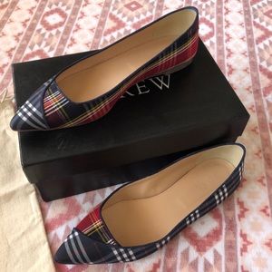 Plaid pointed toe flats